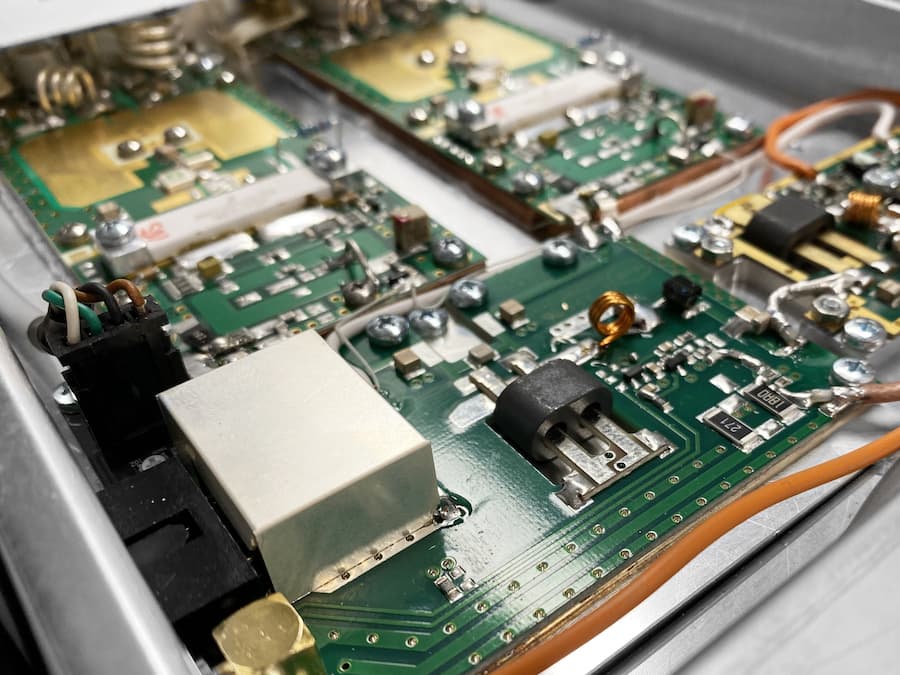 transmisores de radiodifusión fm-divisor-driver-detalle-teko-broadcast